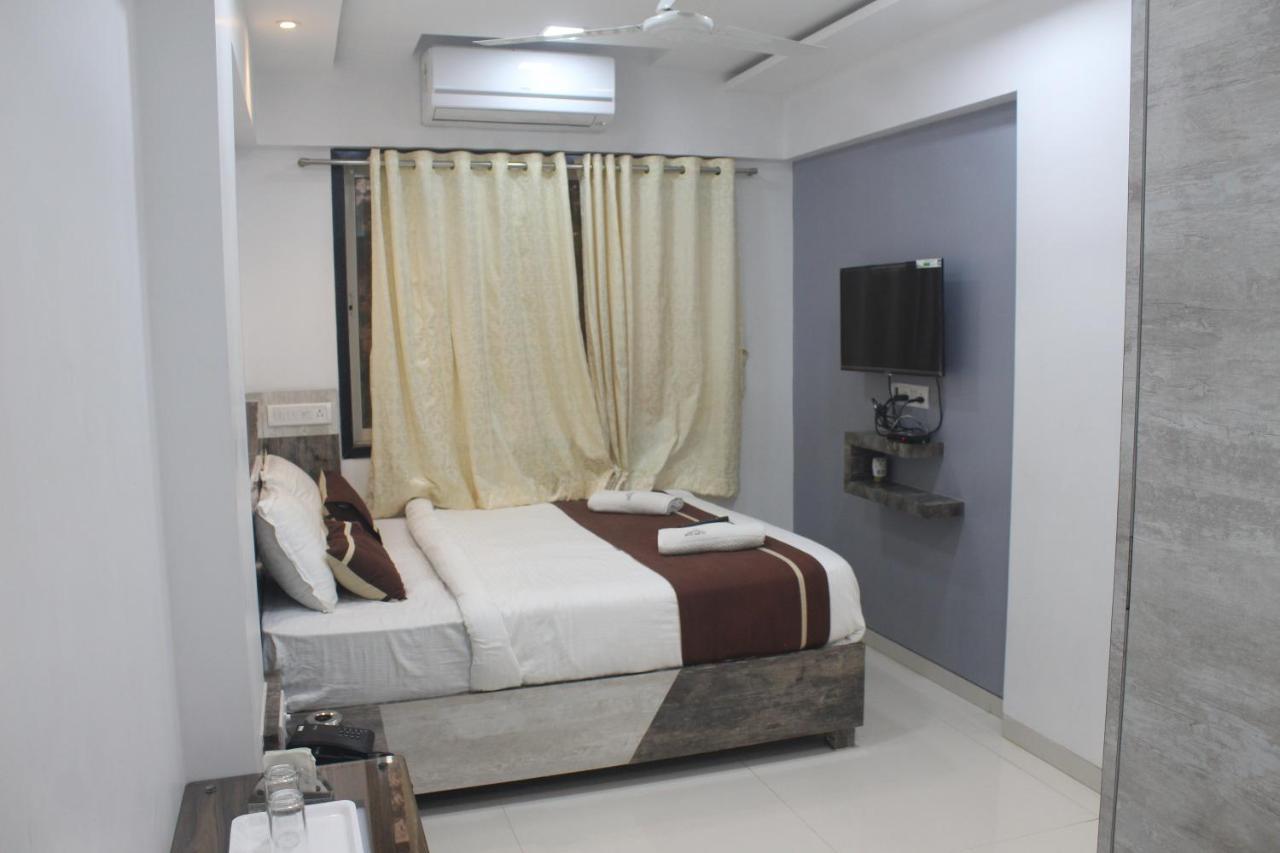 Hotel Park Inn Andheri West Bombay Exterior foto