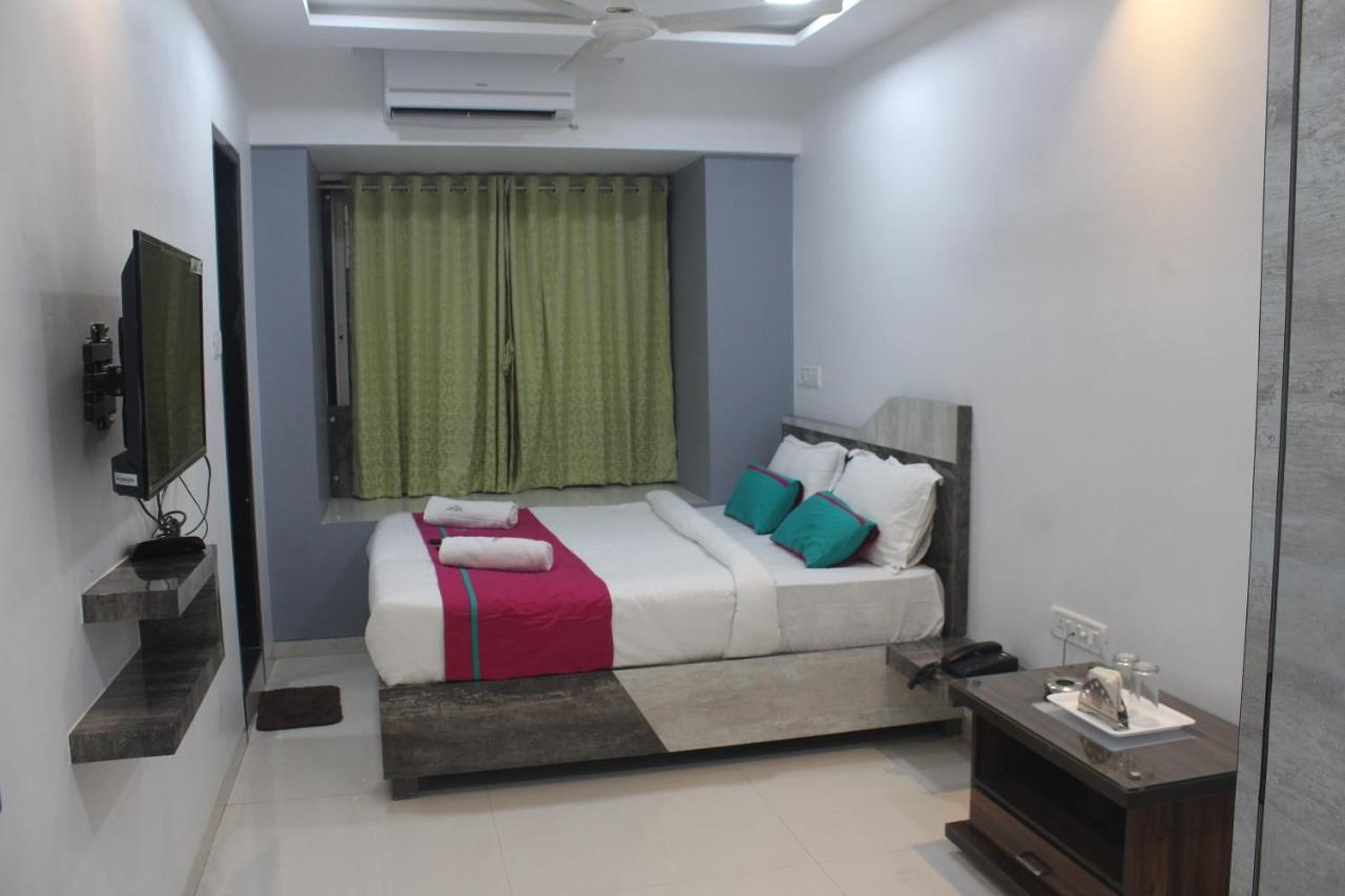 Hotel Park Inn Andheri West Bombay Exterior foto